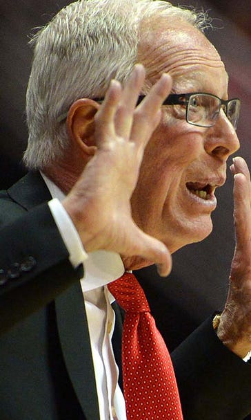 Aztecs coach Steve Fisher signs 3-year extension through 2018